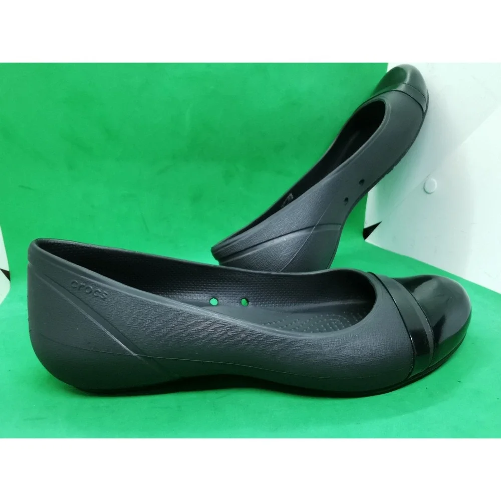 CROCS Patent Cap Toe Ballet  Flats Women's Size 10 Black shoes  slip on comfort